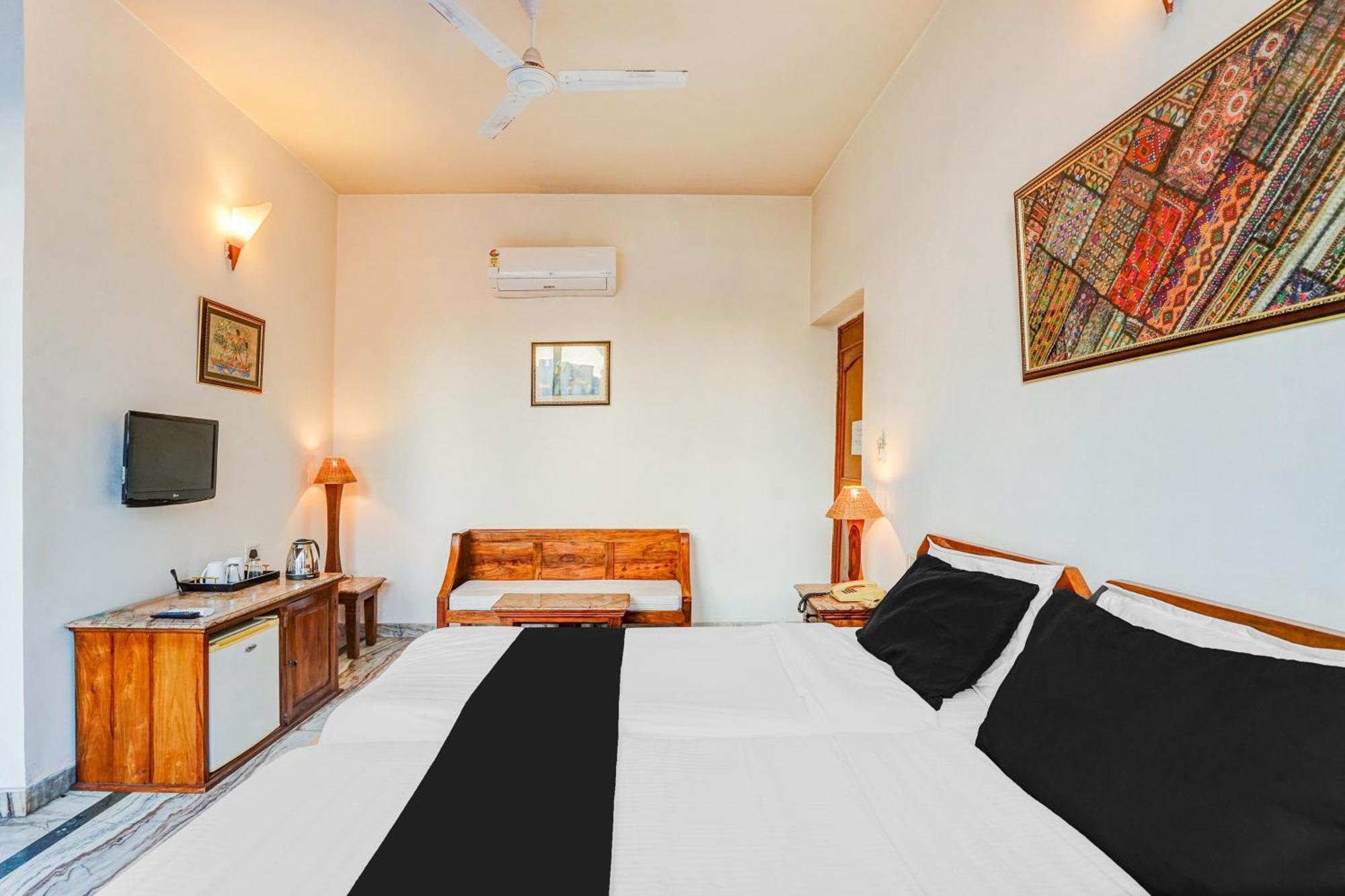 Super Hotel O Sansarchandra Road Formerly Luna Rosa Jaipur Eksteriør bilde