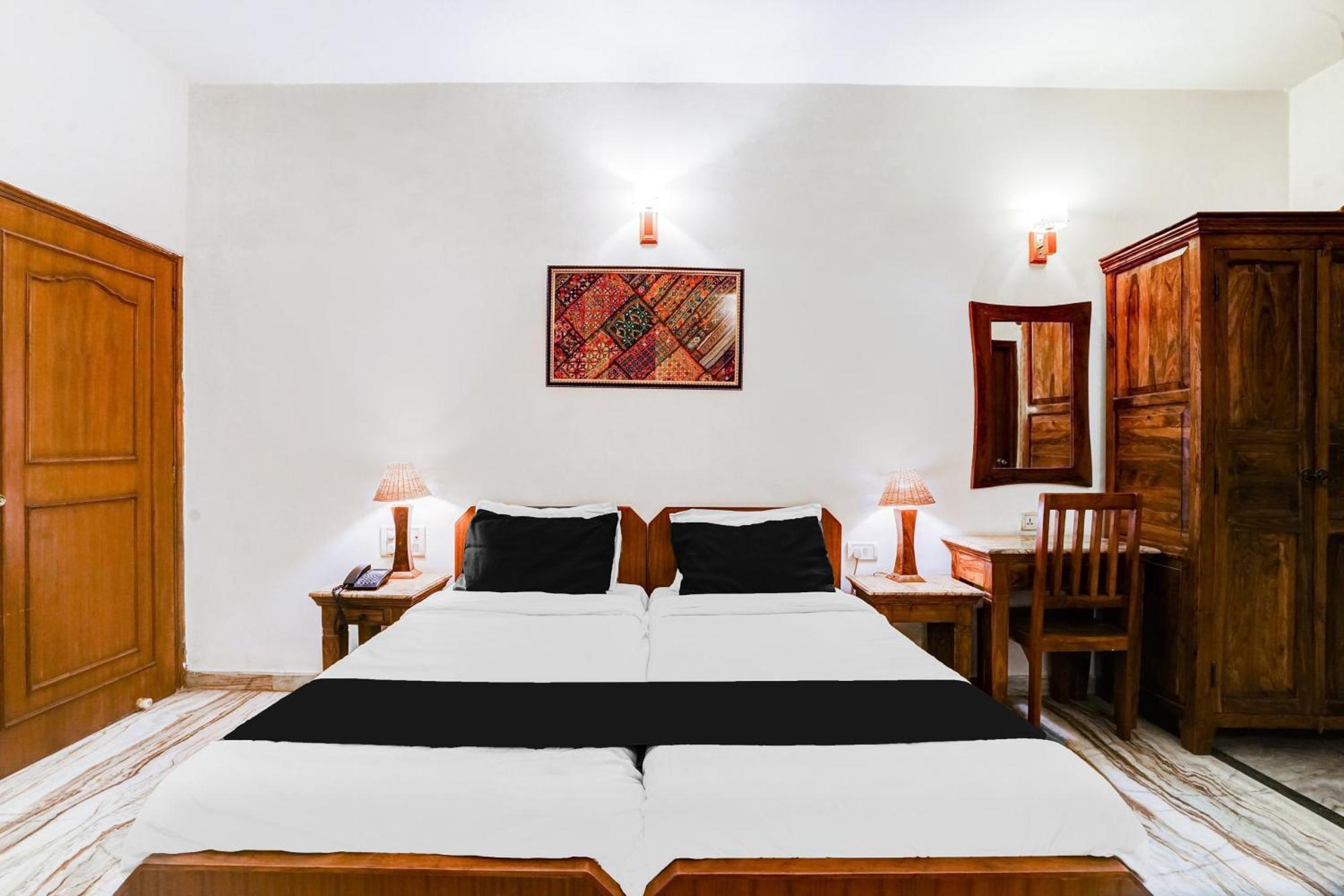 Super Hotel O Sansarchandra Road Formerly Luna Rosa Jaipur Eksteriør bilde
